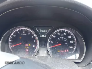 2019 Nissan Versa SV z VIN 3N1CN7AP1KL871615, wystawiony jako IAAI lot #42051338 z przebiegiem 108 364 mil mil oraz . Historia ofert i sprzedaży dostępna na DreamBid. Obrazek 7.