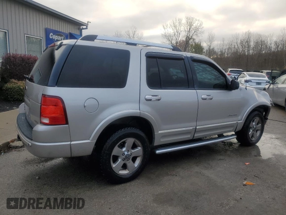2005 Ford Explorer z VIN 1FMDU75K05UA44083, wystawiony jako Copart lot #81727664 z przebiegiem 236 912 mil mil oraz Nie do naprawy • Non repairable. Historia ofert i sprzedaży dostępna na DreamBid. Obrazek 3.