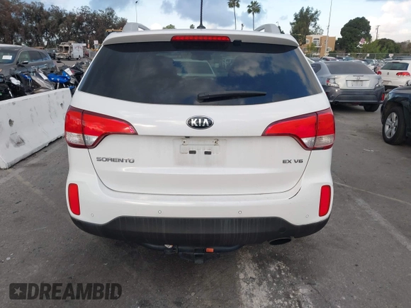 2015 Kia Sorento EX with VIN 5XYKU4A70FG612752, listed as a IAAI auction lot 41536488 with 79,479 mi miles. Bid and sale history available at carsss.com. Image 16.