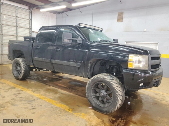 2008 Chevrolet Silverado 1500 LTZ with VIN 3GCEK13M88G113769, listed as a Copart auction lot 47800795 with 0 mi miles and Salvage Title. Bid and sale history available at carsss.com. Image 4.
