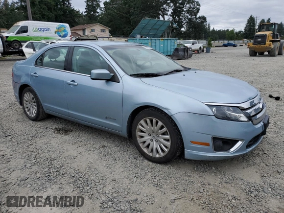 2011 Ford Fusion Hybrid with VIN 3FADP0L39BR274387, listed as a Copart auction lot 60657425 with 118,898 mi miles and Salvage title. Bid and sale history available at DreamBid. Image 4.