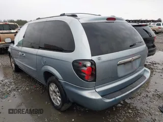 2003 Chrysler Town & Country LX with VIN 2C4GP44L53R209654, listed as a IAAI auction lot 41305673 with 258,070 mi miles and . Bid and sale history available at DreamBid. Image 3.