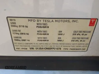 2013 Tesla Model S z VIN 5YJSA1CN6DFP21076, wystawiony jako IAAI lot #41984834 z przebiegiem 154 662 mil mil oraz . Historia ofert i sprzedaży dostępna na DreamBid. Obrazek 9.