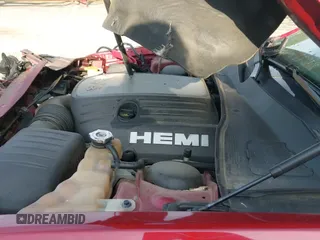 2013 Chrysler 300 S с VIN 2C3CCABT0DH713617, выставлен на аукционе IAAI как лот 42480575 с пробегом 92 754 миль миль и . История ставок и продаж доступна на DreamBid. Изображение 20.