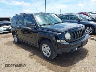 2014 Jeep Patriot Sport with VIN 1C4NJPBA8ED729493, listed as a IAAI auction lot 42541814 with 100,083 mi miles and . Bid and sale history available at DreamBid. Image 1.