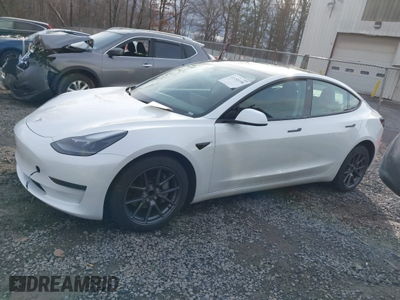 2023 Tesla Model 3 z VIN 5YJ3E1EAXPF543227, wystawiony jako IAAI lot #41150158 z przebiegiem 19 782 mil mil oraz . Historia ofert i sprzedaży dostępna na DreamBid. Obrazek 14.
