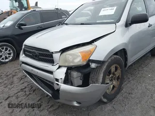 2008 Toyota RAV4 with VIN JTMBD33V985191308, listed as a IAAI auction lot 41197580 with 203,862 mi miles. Bid and sale history available at carsss.com. Image 6.