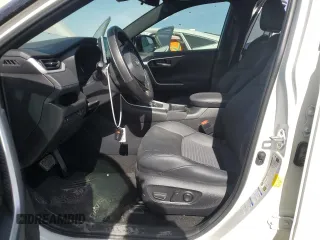 2021 Toyota RAV4 Hybrid XSE with VIN 4T3E6RFV2MU047334, listed as a Copart auction lot 49154605 with 33,588 mi miles and Salvage Title. Bid and sale history available at carsss.com. Image 7.