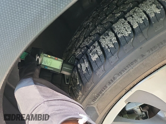 2022 Subaru Ascent Limited with VIN 4S4WMAMDXN3465033, listed as a IAAI auction lot 42724966 with 55,586 mi miles and . Bid and sale history available at DreamBid. Image 4.