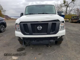 2020 Nissan NV Cargo SV z VIN 1N6BF0KM5LN806590, wystawiony jako Copart lot #78617184 z przebiegiem 147 620 mil mil oraz Szkoda całkowita • Salvage title. Historia ofert i sprzedaży dostępna na DreamBid. Obrazek 5.