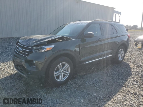 2021 Ford Explorer XLT with VIN 1FMSK8DH8MGC43405, listed as a Copart auction lot 48394945 with 39,442 mi miles and Salvage Title. Bid and sale history available at carsss.com. Image 1.