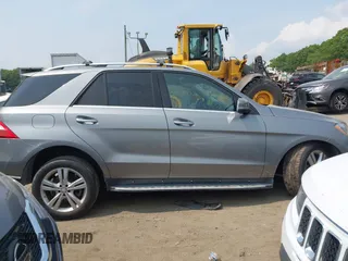 2014 Mercedes-Benz M 350 с VIN 4JGDA5HB2EA389089, выставлен на аукционе IAAI как лот 42402880 с пробегом 102 732 миль миль и . История ставок и продаж доступна на DreamBid. Изображение 13.