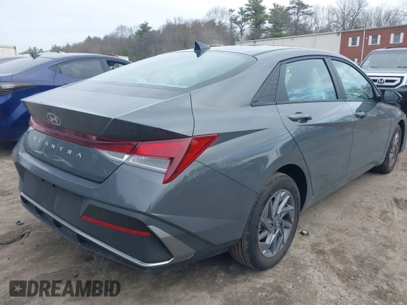 2024 Hyundai Elantra SEL with VIN KMHLM4DGXRU783877, listed as a IAAI auction lot 41892547 with 2,350 mi miles and . Bid and sale history available at DreamBid. Image 4.