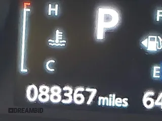 2020 Mitsubishi Outlander SE z VIN JA4AD3A31LJ001086, wystawiony jako IAAI lot #42170611 z przebiegiem 88 367 mil mil oraz . Historia ofert i sprzedaży dostępna na DreamBid. Obrazek 15.