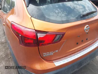 2017 Nissan Rogue SL with VIN JN1BJ1CR2HW103602, listed as a IAAI auction lot 42124914 with 59,780 mi miles and . Bid and sale history available at DreamBid. Image 17.