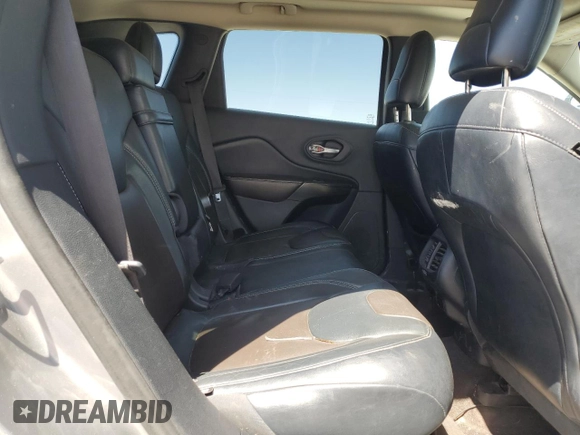2014 Jeep Cherokee Limited z VIN 1C4PJMDB7EW173601, wystawiony jako Copart lot #61677255 z przebiegiem 180 446 mil mil oraz Szkoda całkowita • Salvage title. Historia ofert i sprzedaży dostępna na DreamBid. Obrazek 11.
