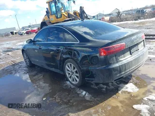 2016 Audi A6 Premium Plus z VIN WAUGFAFCXGN147215, wystawiony jako IAAI lot #41655394 z przebiegiem 143 357 mil mil oraz . Historia ofert i sprzedaży dostępna na DreamBid. Obrazek 3.