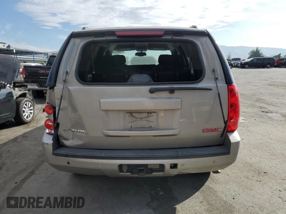 2008 GMC Yukon SLT w/4SB with VIN 1GKFC13J38J185621, listed as a Copart auction lot 71009934 with 173,476 mi miles and Salvage Title. Bid and sale history available at carsss.com. Image 6.