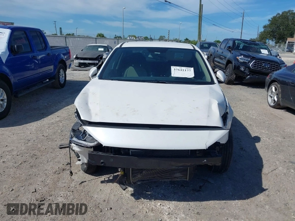 2019 Hyundai Accent SE with VIN 3KPC24A33KE058640, listed as a IAAI auction lot 37641177 with 1 mi miles. Bid and sale history available at carsss.com. Image 11.
