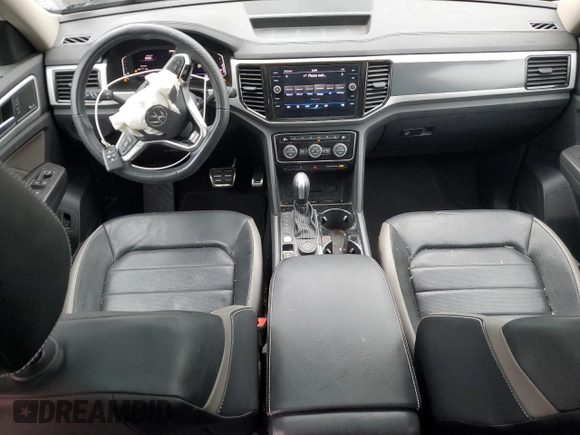 2022 Volkswagen Atlas SEL Premium R-Line with VIN 1V2FR2CA3NC515322, listed as a Copart auction lot 53089235 with 36,581 mi miles and Salvage title. Bid and sale history available at DreamBid. Image 8.