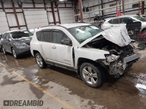 2013 Jeep Compass Sport with VIN 1C4NJDBB2DD190441, listed as a IAAI auction lot 41625177 with 138,806 mi miles. Bid and sale history available at carsss.com. Image 1.