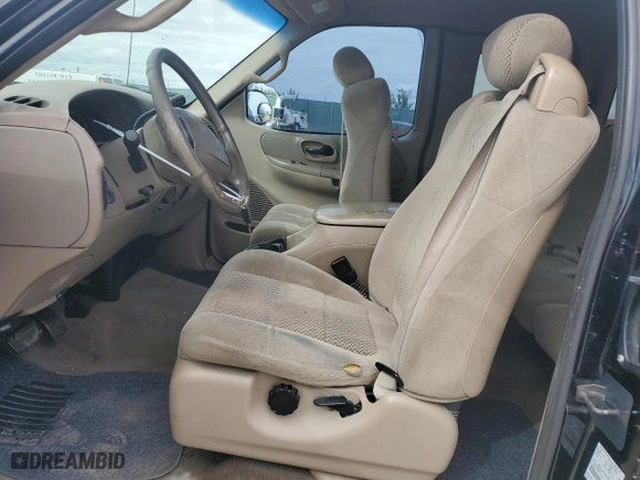 2002 Ford F-150 XL with VIN 2FTRX07222CA18022, listed as a Copart auction lot 80419784 with 283,975 mi miles and Salvage Title. Bid and sale history available at carsss.com. Image 7.