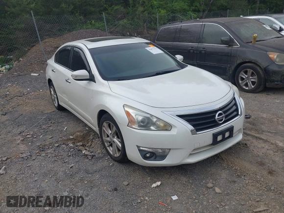 2014 Nissan Altima SV with VIN 1N4AL3AP7EC113058, listed as a IAAI auction lot 42077353 with 216,015 mi miles and . Bid and sale history available at DreamBid. Image 1.