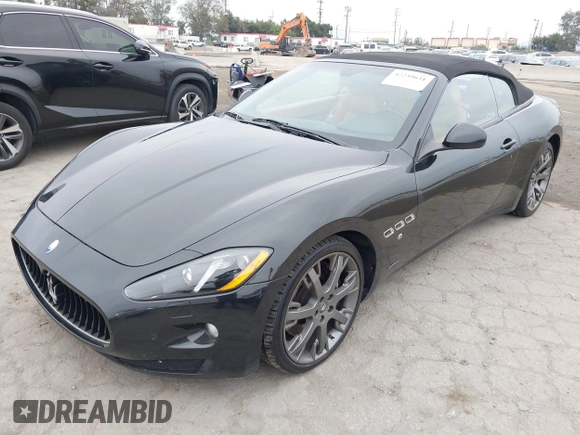 2014 Maserati GranTurismo Sport with VIN ZAM45MMA4E0078412, listed as a IAAI auction lot 42239631 with 31,392 mi miles and . Bid and sale history available at DreamBid. Image 17.