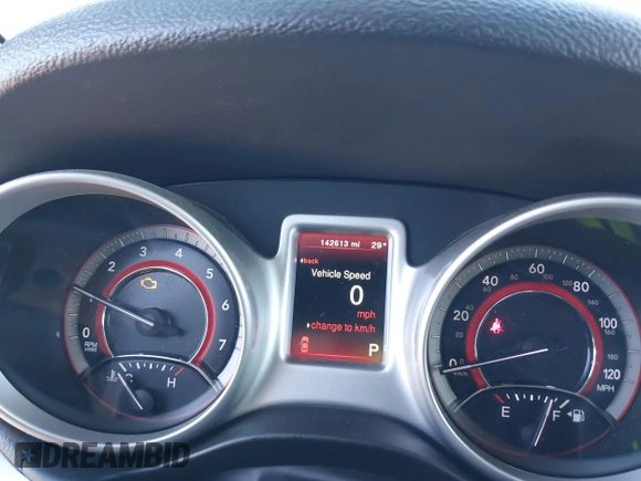 2017 Dodge Journey SE with VIN 3C4PDCAB4HT582865, listed as a IAAI auction lot 38132313 with 142,613 mi miles and . Bid and sale history available at DreamBid. Image 7.
