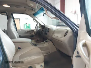 2001 Ford Expedition Eddie Bauer with VIN 1FMPU18L81LB14153, listed as a IAAI auction lot 42348363 with 235,789 mi miles and . Bid and sale history available at DreamBid. Image 5.