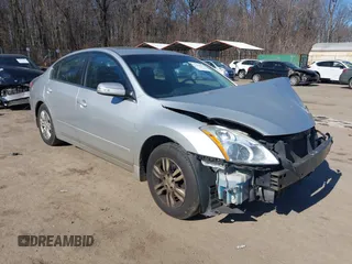 2012 Nissan Altima 2.5 S with VIN 1N4AL2AP2CC256135, listed as a IAAI auction lot 41612531 with 144,175 mi miles. Bid and sale history available at carsss.com. Image 1.