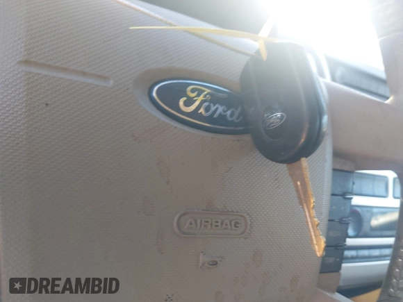 2007 Ford Edge SEL PLUS with VIN 2FMDK49C27BA38365, listed as a IAAI auction lot 42061035 with 294,183 mi miles. Bid and sale history available at carsss.com. Image 11.