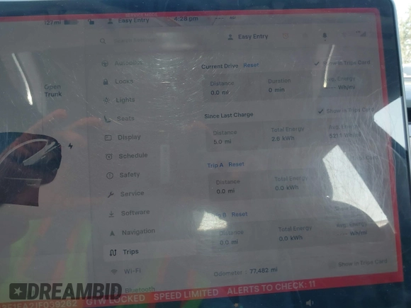 2018 Tesla Model 3 Long Range Battery z VIN 5YJ3E1EA2JF039262, wystawiony jako IAAI lot #42463443 z przebiegiem 77 482 mil mil oraz . Historia ofert i sprzedaży dostępna na DreamBid. Obrazek 7.