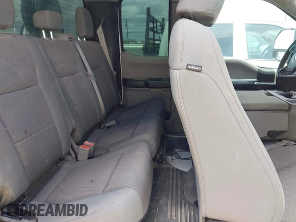 2019 Ford F-250 XL with VIN 1FT7X2BT5KED47410, listed as a IAAI auction lot 42553728 with 217,587 mi miles and . Bid and sale history available at DreamBid. Image 7.