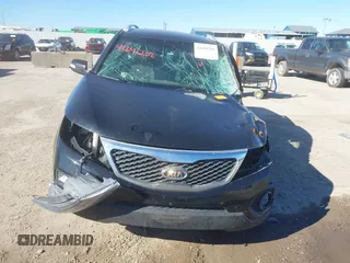 2013 Kia Sorento LX with VIN 5XYKT4A2XDG371836, listed as a IAAI auction lot 41691256 with 1 mi miles. Bid and sale history available at carsss.com. Image 10.