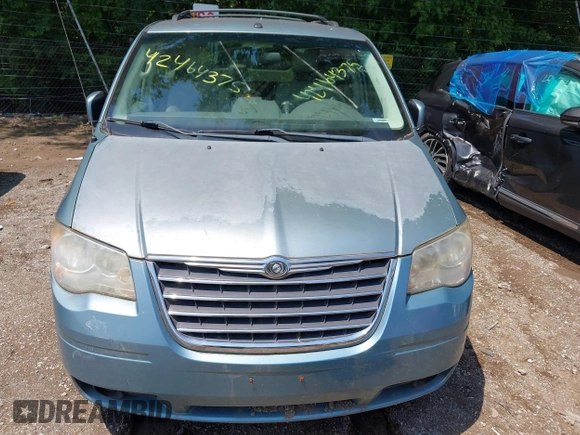 2008 Chrysler Town & Country Touring with VIN 2A8HR54P28R760003, listed as a IAAI auction lot 42464375 with 154,354 mi miles and . Bid and sale history available at DreamBid. Image 6.