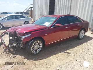2017 Cadillac CT6 Luxury RWD z VIN 1G6KC5RX6HU184266, wystawiony jako IAAI lot #42081396 z przebiegiem 62 398 mil mil oraz . Historia ofert i sprzedaży dostępna na DreamBid. Obrazek 2.