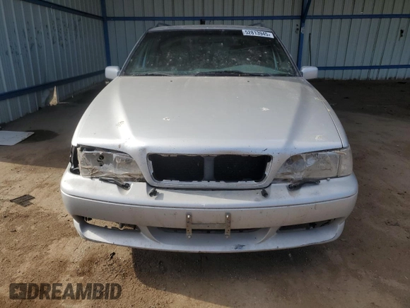 1998 Volvo V70 с VIN YV1LW5247W2528554, выставлен на аукционе Copart как лот 52813945 с пробегом 225 908 миль миль и Чистый • Clean title. История ставок и продаж доступна на DreamBid. Изображение 5.