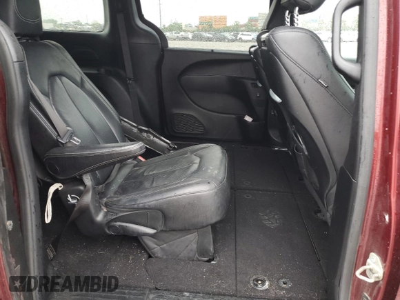 2018 Chrysler Pacifica Touring L Plus с VIN 2C4RC1EG9JR252640, выставлен на аукционе Copart как лот 57726455 с пробегом 97 841 миль миль и Списание • Salvage title. История ставок и продаж доступна на DreamBid. Изображение 11.