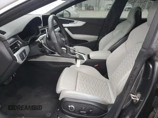 2019 Audi RS 5 Sportback z VIN WUACWCF5XKA903742, wystawiony jako Copart lot #44325775 z przebiegiem 47 180 mil mil oraz Szkody całkowita. Historia ofert i sprzedaży dostępna na DreamBid. Obrazek 7.