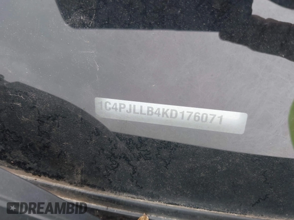 2019 Jeep Cherokee Latitude Plus with VIN 1C4PJLLB4KD176071, listed as a IAAI auction lot 42638016 with 99,401 mi miles and . Bid and sale history available at DreamBid. Image 9.