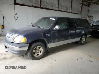 2002 Ford F-150 XL with VIN 1FTRX17W72NA16561, listed as a Copart auction lot 50938395 with 160,088 mi miles and Clean Title. Bid and sale history available at carsss.com. Image 1.