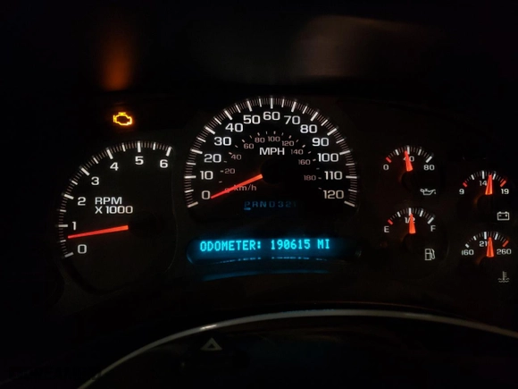 2003 Chevrolet Silverado 1500 LT with VIN 2GCEK19T131282872, listed as a Copart auction lot 82760024 with 190,615 mi miles and Salvage Title. Bid and sale history available at carsss.com. Image 9.