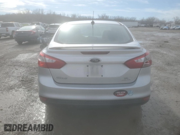 2014 Ford Focus SE with VIN 1FADP3F24EL264003, listed as a Copart auction lot 43800485 with 138,390 mi miles and Salvage Title. Bid and sale history available at DreamBid. Image 6.