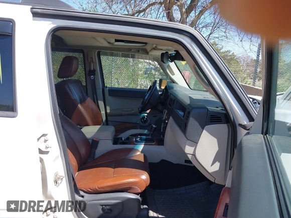 2006 Jeep Commander Limited z VIN 1J8HG58276C170180, wystawiony jako IAAI lot #42234989 z przebiegiem 172 363 mil mil oraz . Historia ofert i sprzedaży dostępna na DreamBid. Obrazek 5.
