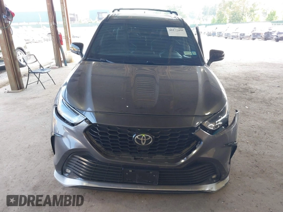 2021 Toyota Highlander XSE with VIN 5TDLZRBH6MS082409, listed as a IAAI auction lot 40172495 with 29,328 mi miles and . Bid and sale history available at DreamBid. Image 13.