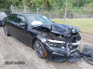 2022 BMW 7 Series 750i xDrive z VIN WBA7U2C0XNCH39635, wystawiony jako IAAI lot #42182523 z przebiegiem Nie podano mil oraz . Historia ofert i sprzedaży dostępna na DreamBid. Obrazek 1.