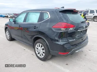 2020 Nissan Rogue SV with VIN KNMAT2MT3LP542894, listed as a IAAI auction lot 41527584 with 134,207 mi miles and . Bid and sale history available at carsss.com. Image 3.