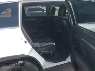 2019 Toyota Highlander SE with VIN 5TDJZRFH0KS620178, listed as a IAAI auction lot 41829974 with 73,701 mi miles. Bid and sale history available at carsss.com. Image 8.