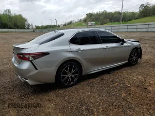 2021 Toyota Camry SE Nightshade with VIN 4T1G11AK0MU454843, listed as a Copart auction lot 51408425 with 111,952 mi miles and Clean Title. Bid and sale history available at carsss.com. Image 3.